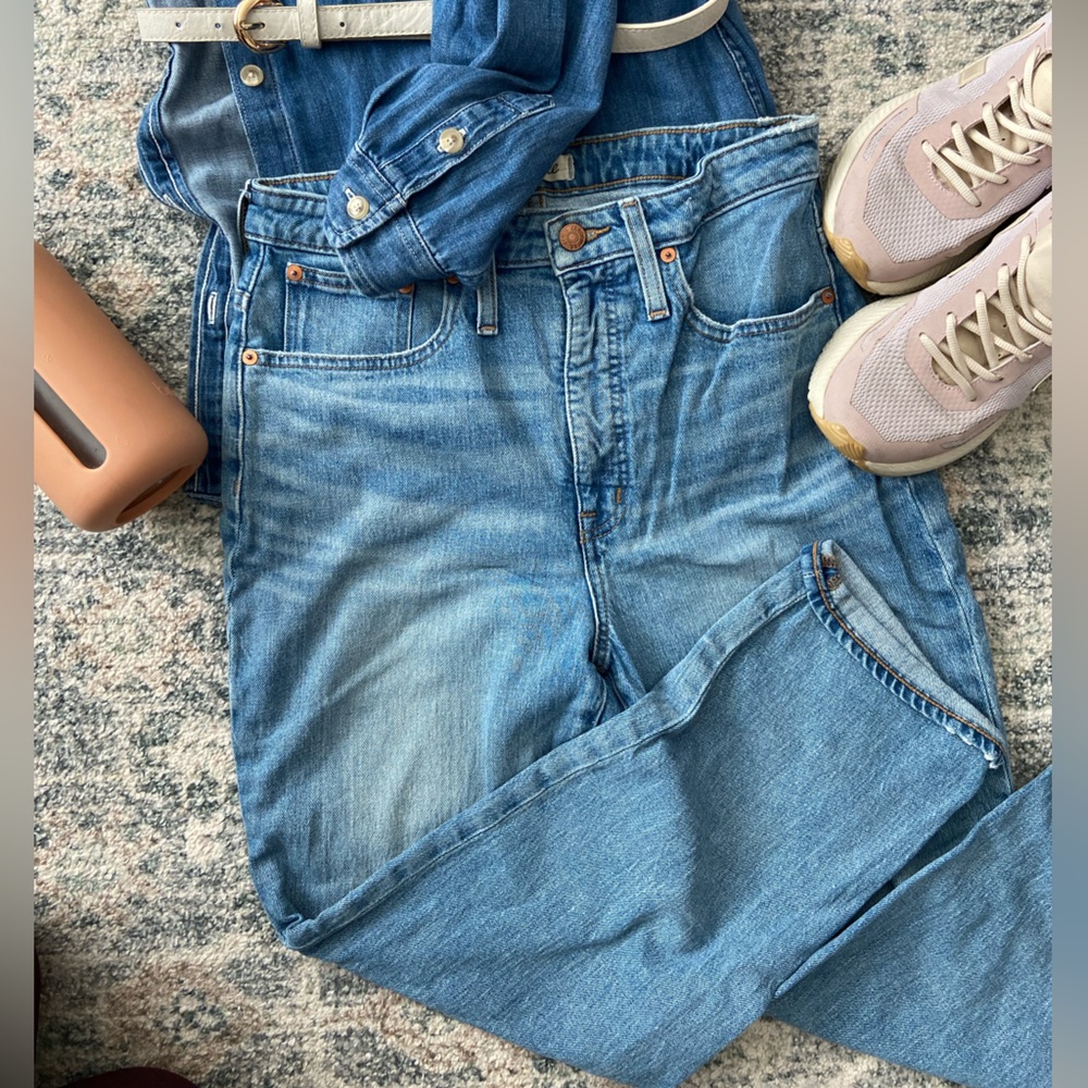 Madewell Classic Straight Leg Jeans SOLD OUT Meadowland Wash